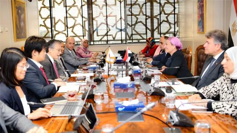 وزيرة البيئة تترأس الاجتماع الأول للجنة تسيير مشروع 