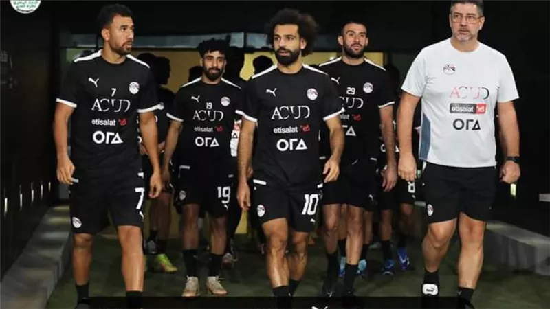 منتخب مصر يختتم تدريباته استعداداته لمواجهة الجزائر وديا غداً  