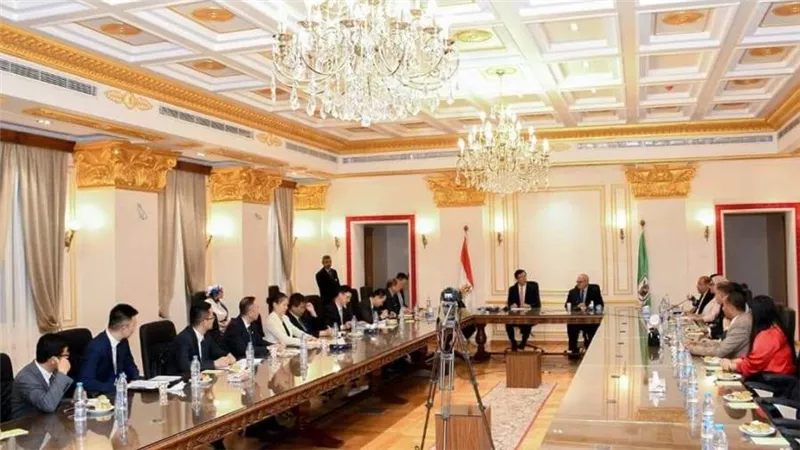 بروتوكول تعاون لإنشاء درجات علمية مزدوجة بين جامعة القاهرة ووزارة التعليم الصينية