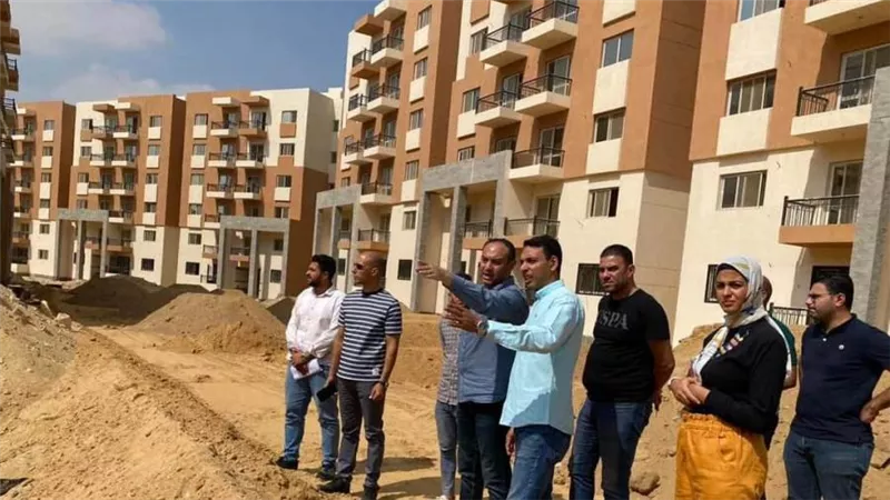 رئيس جهاز القاهرة الجديدة يتابع مشروعات سكن كل المصريين و سكن مصر ومحطات رفع الصرف الصحي والطرق