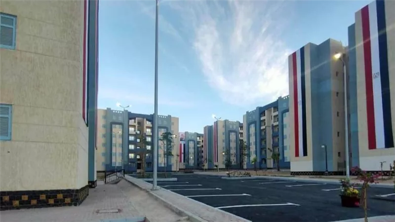 وزير الإسكان يُتابع مستجدات المشروعات الجاري تنفيذها  بمدينة غرب قنا الجديدة 