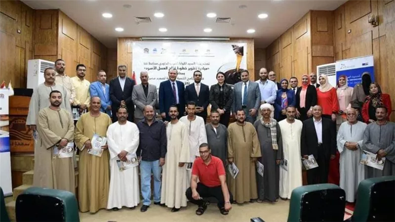 وزير التنمية المحلية: تطوير وتنمية تكتل العسل الأسود بقنا بعد عقود من التهميش والحفاظ عليها من الاندثار