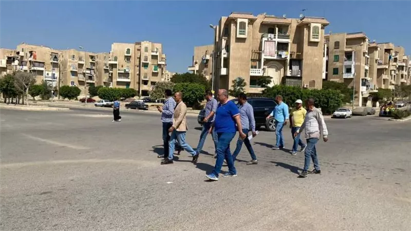 جهاز القاهرة الجديدة: جارٍ الانتهاء من الحل الدائم لمنظومة صرف صحي الأندلس ومواصلة أعمال التطوير بالتجمع الثالث