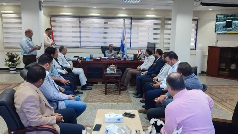 رئيس جهاز مدينة بدر يعقد لقاءات مع ممثلي مجلس الأمناء وجمعية المستثمريين وسكان المدينة
