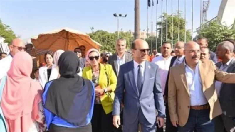 جامعات مصر تنتفض.. جامعة أسيوط تطلق حملة موسعة للتبرع بالدم تضامنًا مع الأشقاء في فلسطين