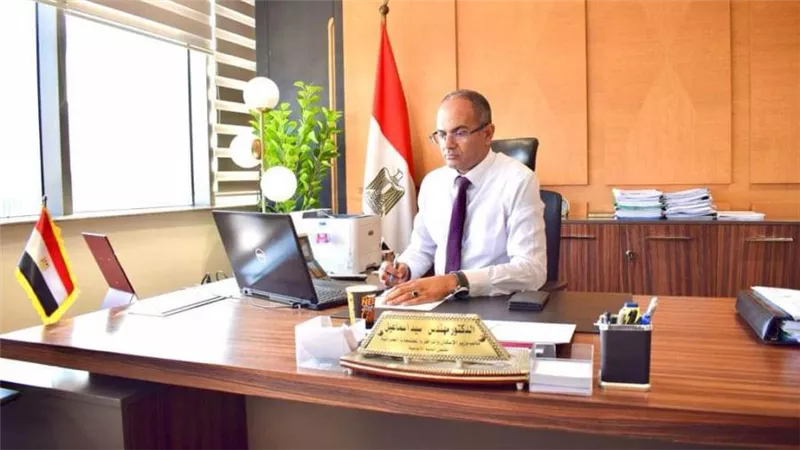 نائب وزير الاسكان يتابع الموقف التنفيذي لمشروع الصرف الصحي بمركز ومدينة بدر بالبحيرة