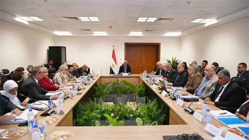 برئاسة الدكتور سويلم عقد اجتماع الجمعية العامة العادية للشركة القابضة للري والصرف