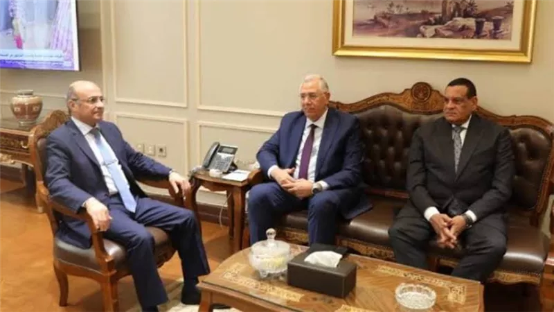  وزراء يتابعون تنفيذ تكليفات الرئيس السيسي بمنع التعديات على الأراضى الزراعية