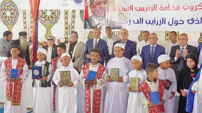 وزير الإسكان يتابع تسليم وحدات 