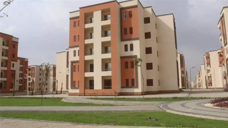 وزير الإسكان يُتابع سير العمل بمشروعات المبادرة الرئاسية 
