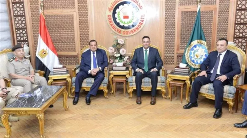 وزير التنمية المحلية يصل إلى الدقهلية لافتتاح وتفقد عدد من المشروعات التنموية والخدمية
