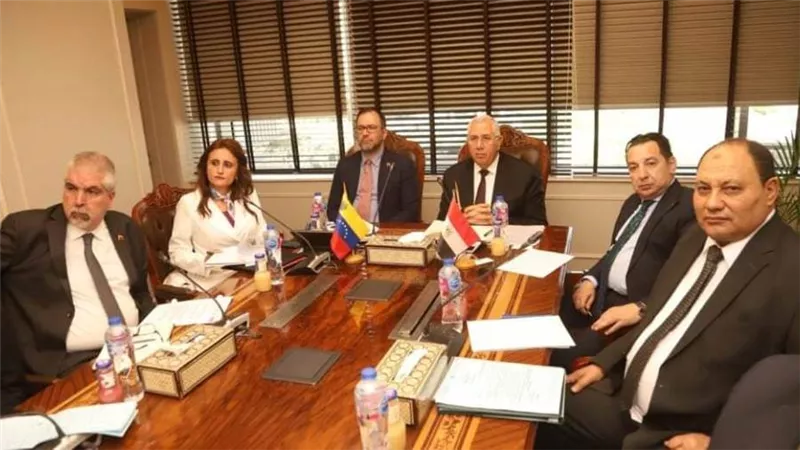 وزير الزراعة يبحث مع وزير خارجية فنزويلا التعاون في مجال تبادل الصادرات الزراعية والأمن الغذائي