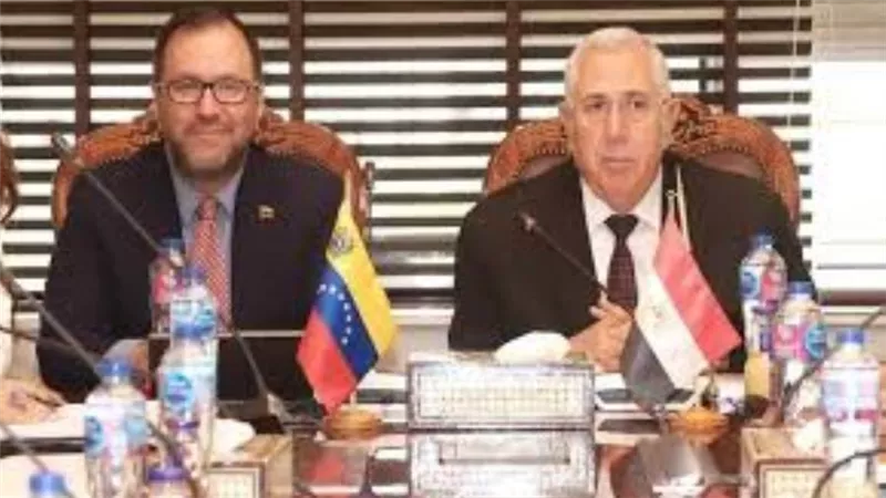وزير الزراعة يبحث مع وزير خارجية فنزويلا التعاون في الأمن الغذائي