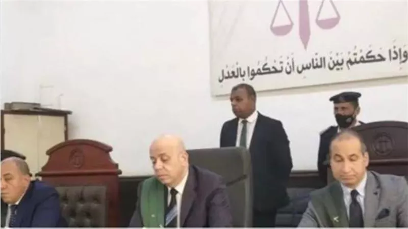 جنايات الفيوم: المشدد 126 عاما لـ 6 متهمين لاتجارهم فى المخدرات وشروعهم فى قتل ضابط شرطة