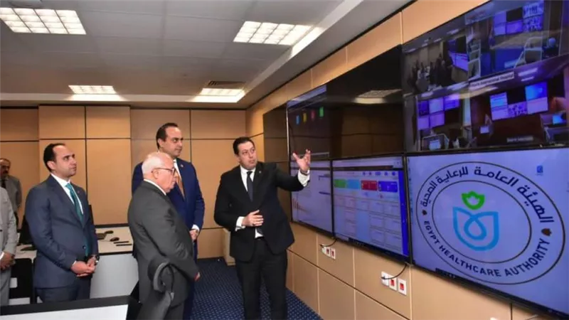 رئيس هيئة الرعاية الصحية يلتقي محافظ بورسعيد بمقر الهيئة بالعاصمة الإدارية الجديدة
