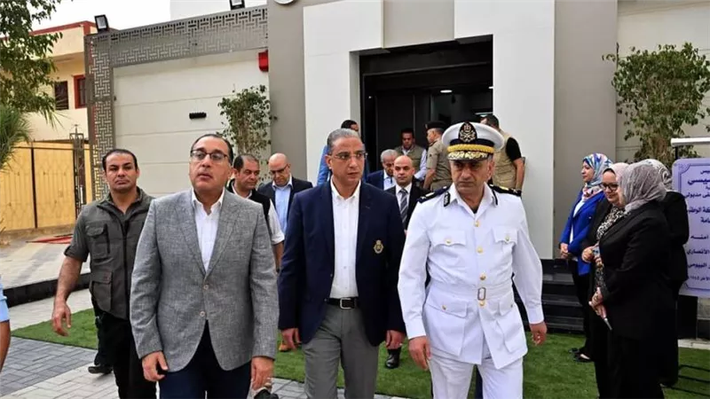 رئيس الوزراء يشهد الافتتاح والتشغيل التجريبي لمركز السيطرة للشبكة الوطنية للطوارئ والسلامة العامة بالفيوم