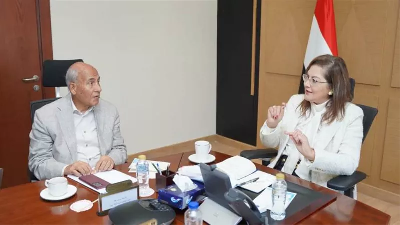 وزيرة التخطيط ورئيس مجلس إدارة صندوق مصر السيادي: إنشاء 100 مدرسة جديدة على مستوى مدارس القرية الكونية 