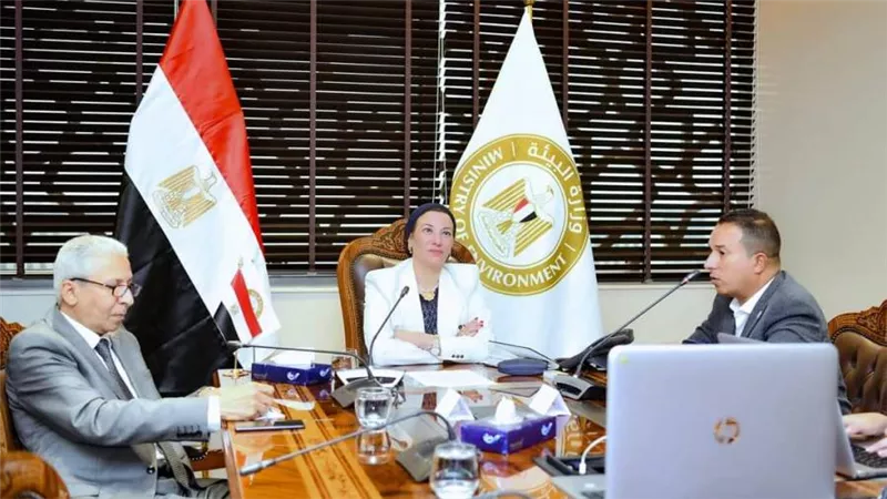 وزيرة البيئة ومحافظ الفيوم يتابعان أعمال تنفيذ مشروعات إعادة التوازن البيئي لبحيرة قارون