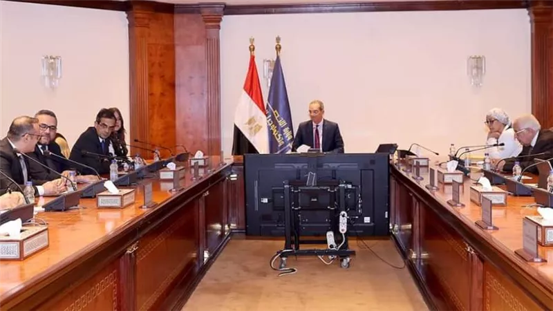 وزير الاتصالات: تدريب 400 ألف متدرب في مختلف التخصصات التكنولوجية بميزانية 1.7 مليار جنيه خلال العام المالي الحالي