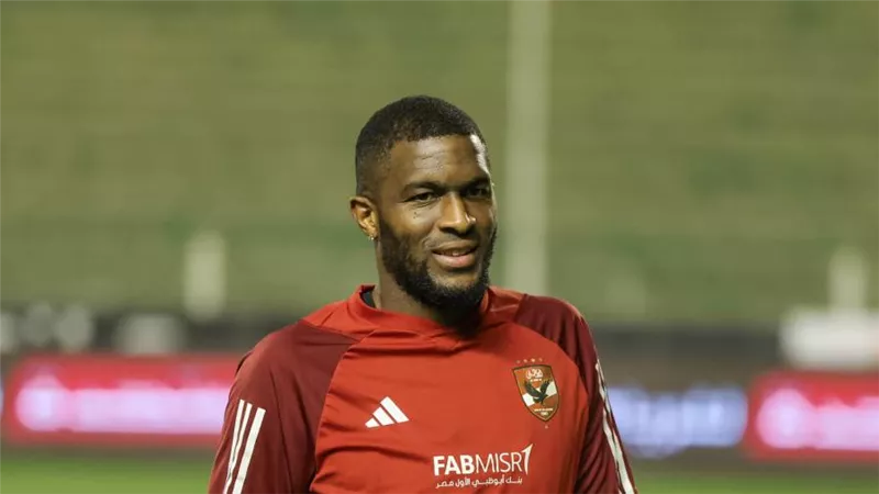 طاهر محمد طاهر يتقدم للأهلى أمام المقاولون في شوط أول مثير بالدوري