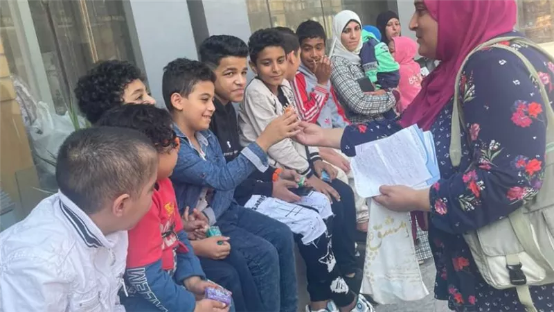 زيارة شهدت لقاءات تثقيفية للأطفال..أتوبيس الفن الجميل يحتفل بمرور 121 عاما على افتتاح المتحف المصري