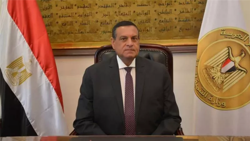 وزير التنمية المحلية يوجه برفع درجة الاستعداد بالمحافظات تحسبا لموجة الطقس السيئ
