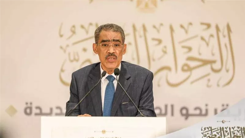 ضياء رشوان: مصر تسلمت قائمتي المحتجزين والأسرى من الجانبين الفلسطيني والإسرائيلي