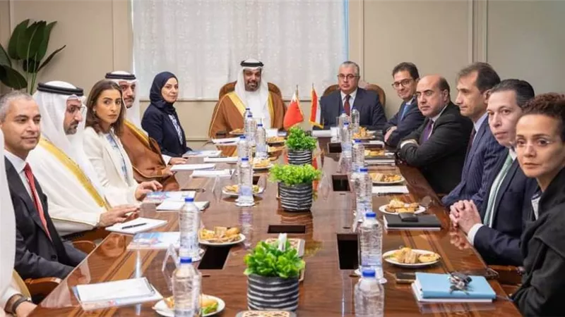 اقتصادية قناة السويس تستقبل وفد وزاري بحريني رفيع المستوى لبحث سبل التعاون والتعرف على فرص الاستثمار