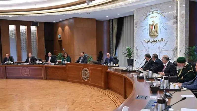 مدبولي: اعداد اللائحة التنفيذية لقانون التصالح في مخالفات البناء سيكون بالتعاون مع البرلمان