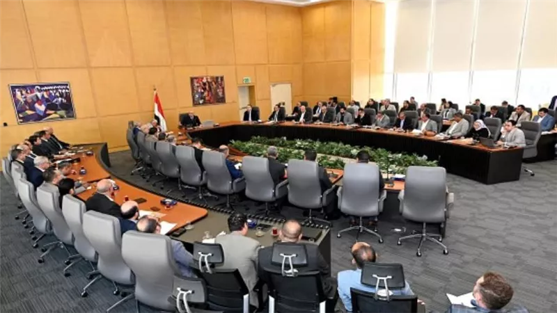 وزير الإسكان يصدر حزمة من التكليفات خلال لقائه برؤساء أجهزة المدن الجديدة (صور)