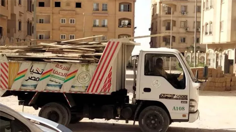 جهاز مدينة القاهرة الجديدة يزيل 3 مخالفات بناء على نفقة المخالفين بمناطق متفرقة