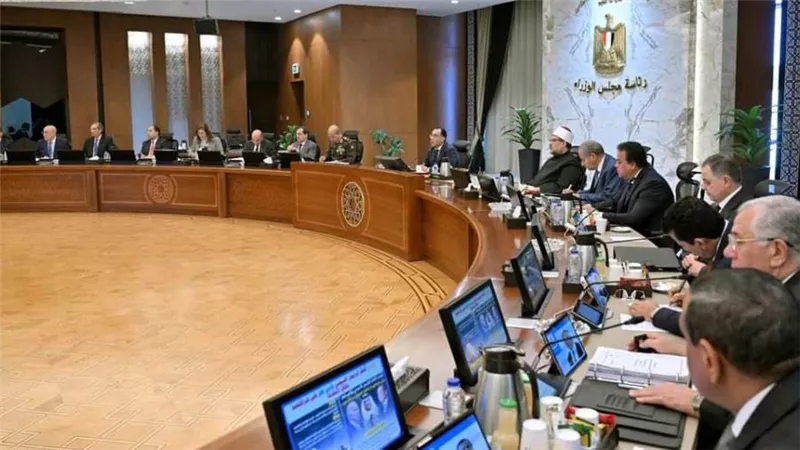  رئيس الوزراء: رغم التحديات المختلفة مصر تُقدِّم النصيب الأكبر من المساعدات حتى الآن للأشقاء بفلسطين