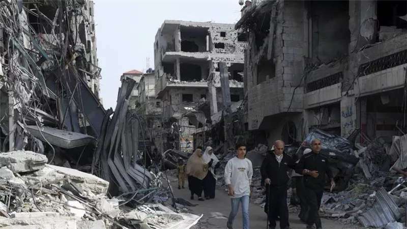 بريطانيا تنشر مدمرة في الخليج وسط الحرب بين إسرائيل وحماس