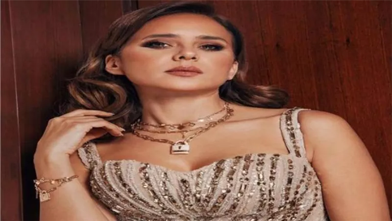 نيللي كريم بطلة لمسرحية السندباد أمام كريم عبد العزيز