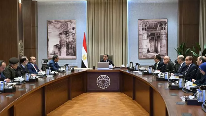 رئيس الوزراء يتابع مستجدات الموقف الحالي لمنظومة التغذية المدرسية
