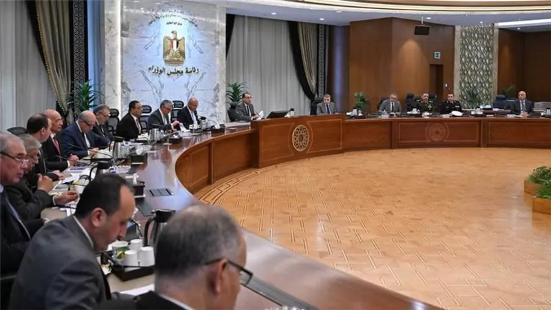 رئيس الوزراء يترأس اجتماع المجلس الأعلى لموانئ