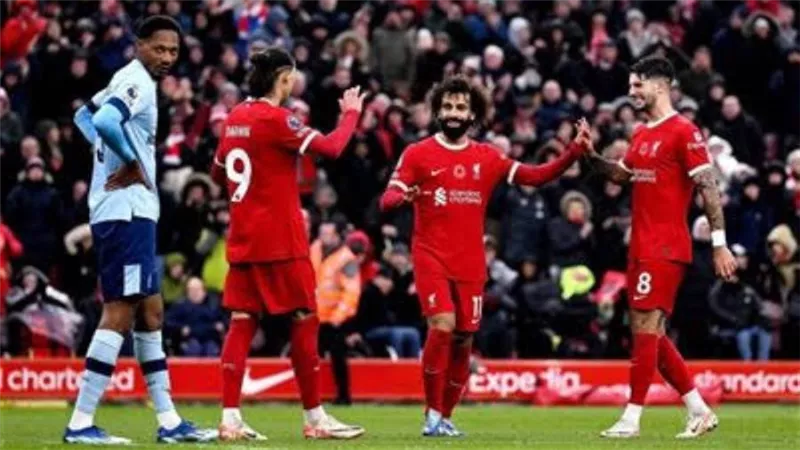 فان دايك يقود ليفربول للتقدم على حساب شيفيلد في الشوط الأول بالدوري الإنجليزي