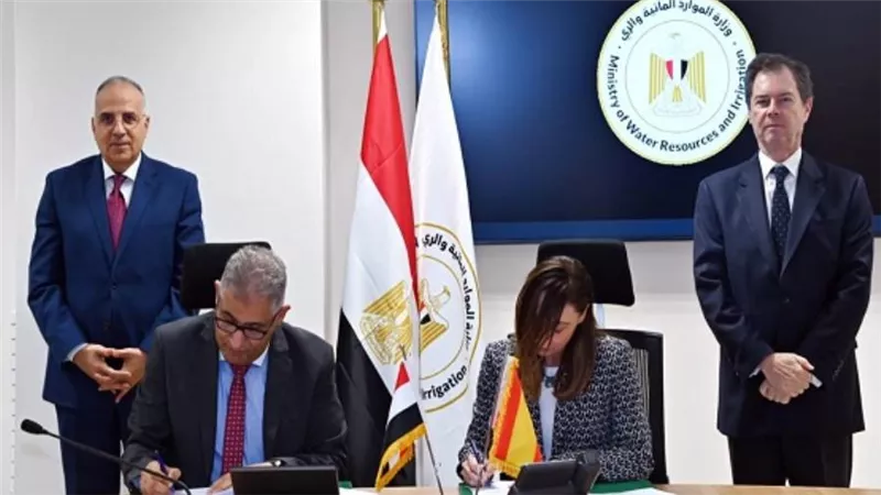 وزير الري يشهد توقيع مذكرة تفاهم مع إسبانيا لدعم مشروع تحديث الموارد المائية بمصر (صور)