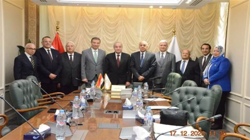 وزير التموين: 