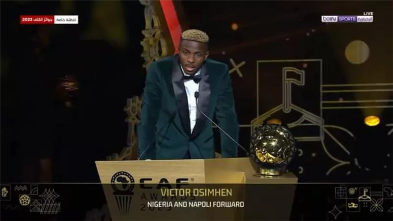 على حساب محمد صلاح.. فيكتور أوسيمين يتوج بجائزة أفضل لاعب في إفريقيا