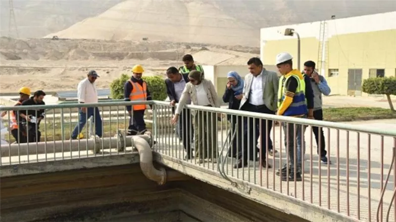 مسئولو الإسكان يتفقدون أعمال المرافق والمشروعات الجارية بالسويس الجديدة (صور)