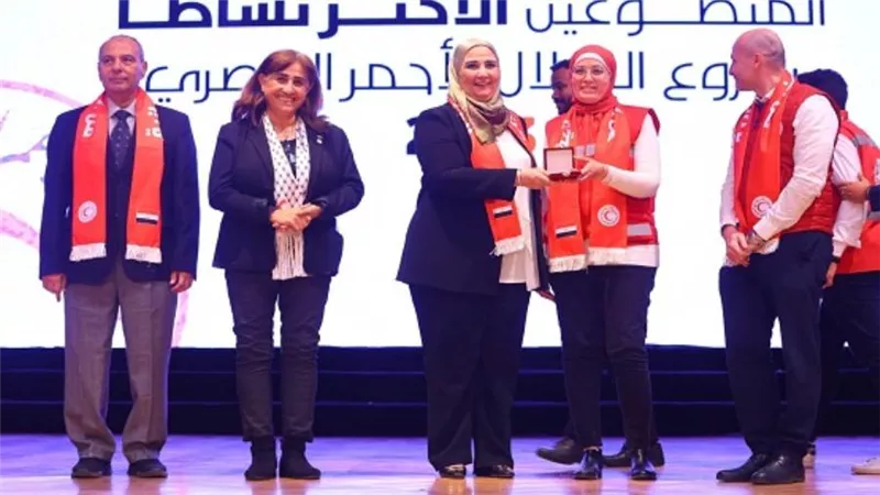 القباج تشهد احتفالية الهلال الأحمر المصري باليوم العالمي للتطوع تحت شعار 