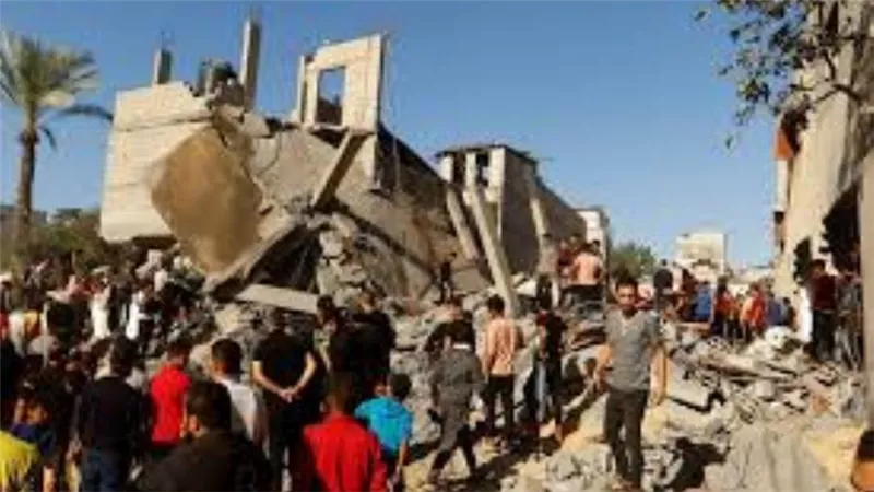 استشهاد 5 فلسطينيين بسبب غارة إسرائيلية على منزل في خانيونس