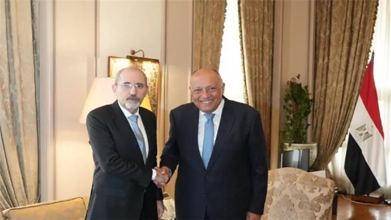 سامح شكري يستقبل نظيره الأردني بمقر وزارة الخارجية