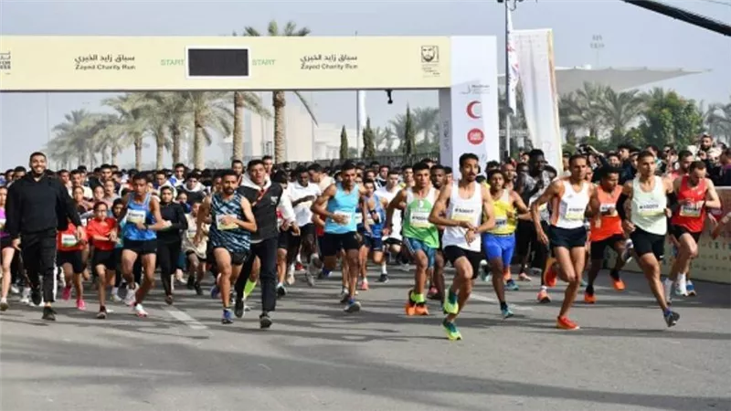 وزير الشباب يطلق النسخة الثامنة من ماراثون زايد الخيري بالعاصمة الإدارية (صور)