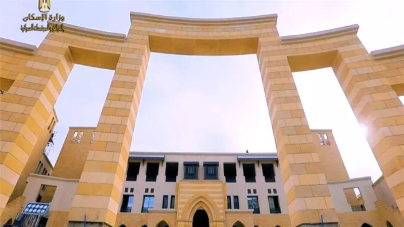 وزير الإسكان يستعرض التصميمات الداخلية للفندق المُنفذ بمشروع تطوير 