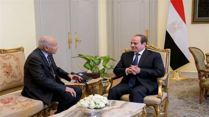 الرئيس السيسي يستقبل أمين عام جامعة الدول العربية