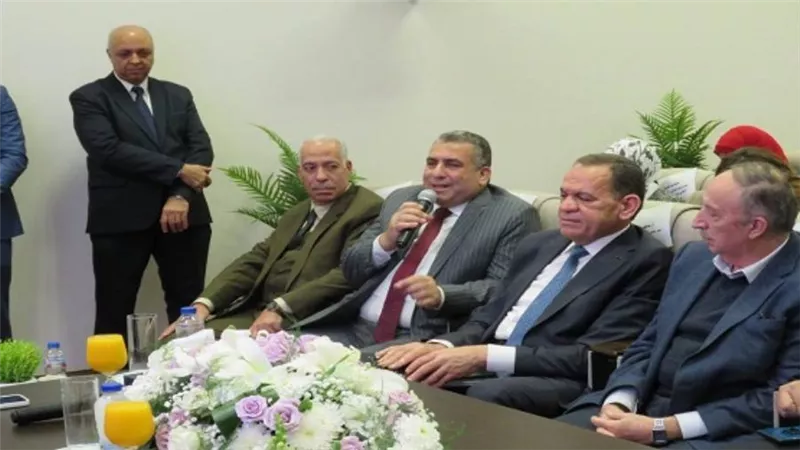 وزير المالية يلتقي بقيادات «الضرائب» مع انطلاق «موسم الإقرارات» (صور)