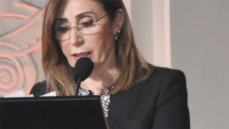 وزيرة الثقافة تشهد احتفالية تكريم الفائزين بجائزة 