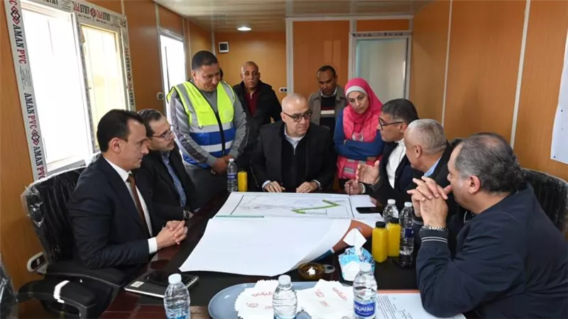 وزير الإسكان يعقد اجتماعا بمنطقة الحزام الأخضر بمدينة 6 أكتوبر لمتابعة موقف طلبات تقنين أوضاع الأراضي بالمنطقة (صور)